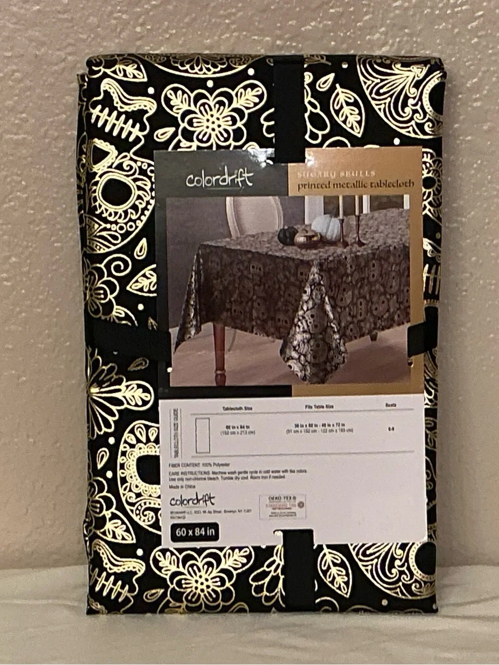 Black and Gold Metallic Sugar Skulls Tablecloth